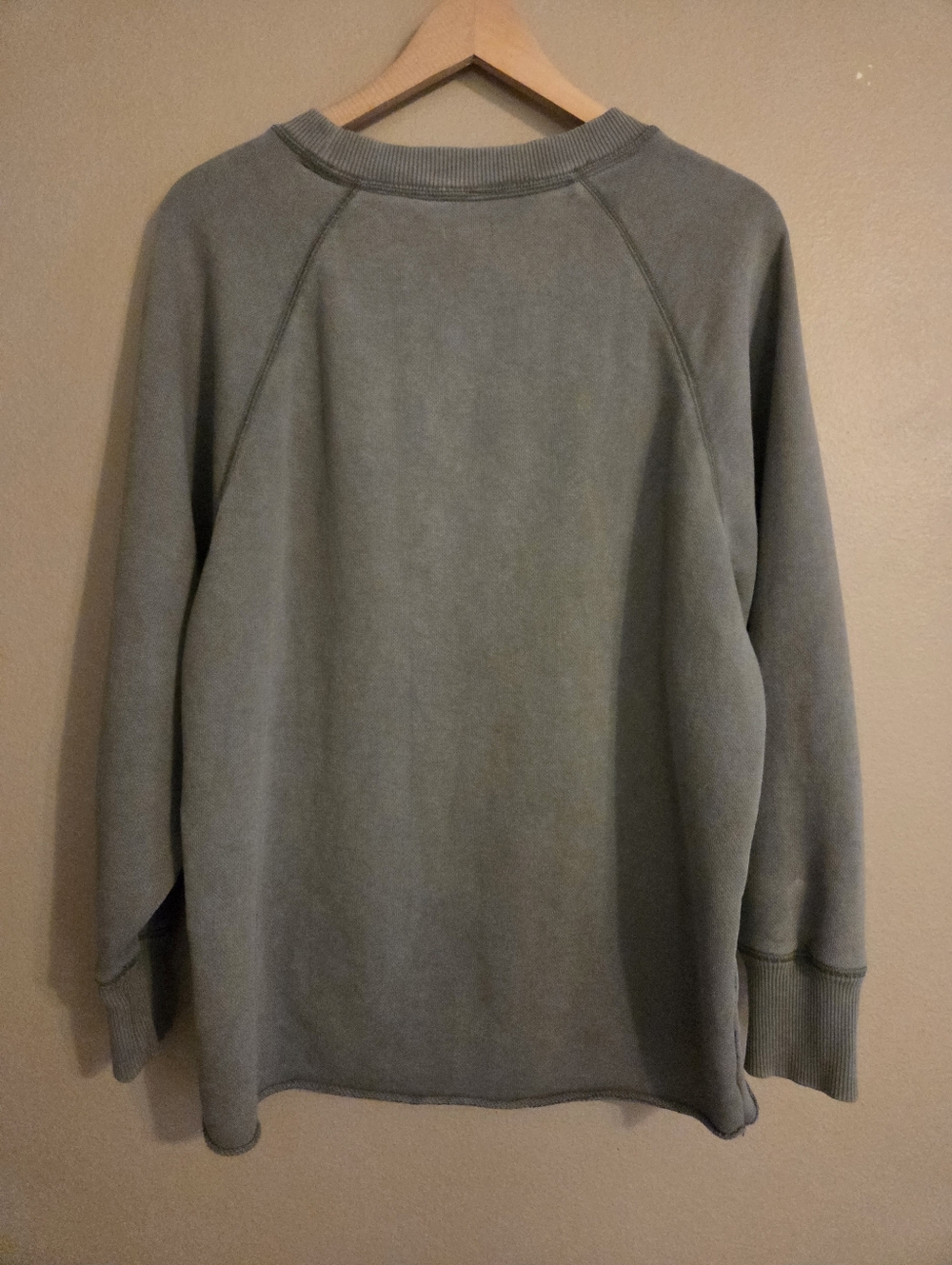 AERIE Olive Green Raw Cut City Oversized Crewneck Loungewear Sweatshirt Womens S - Picture 5 of 12